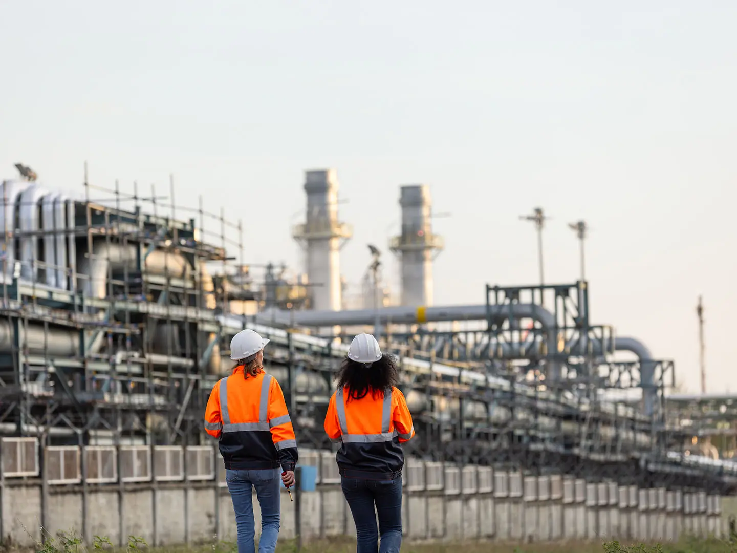 Contractor and Supplier Compliance Management for The Energy & Utilities Industry