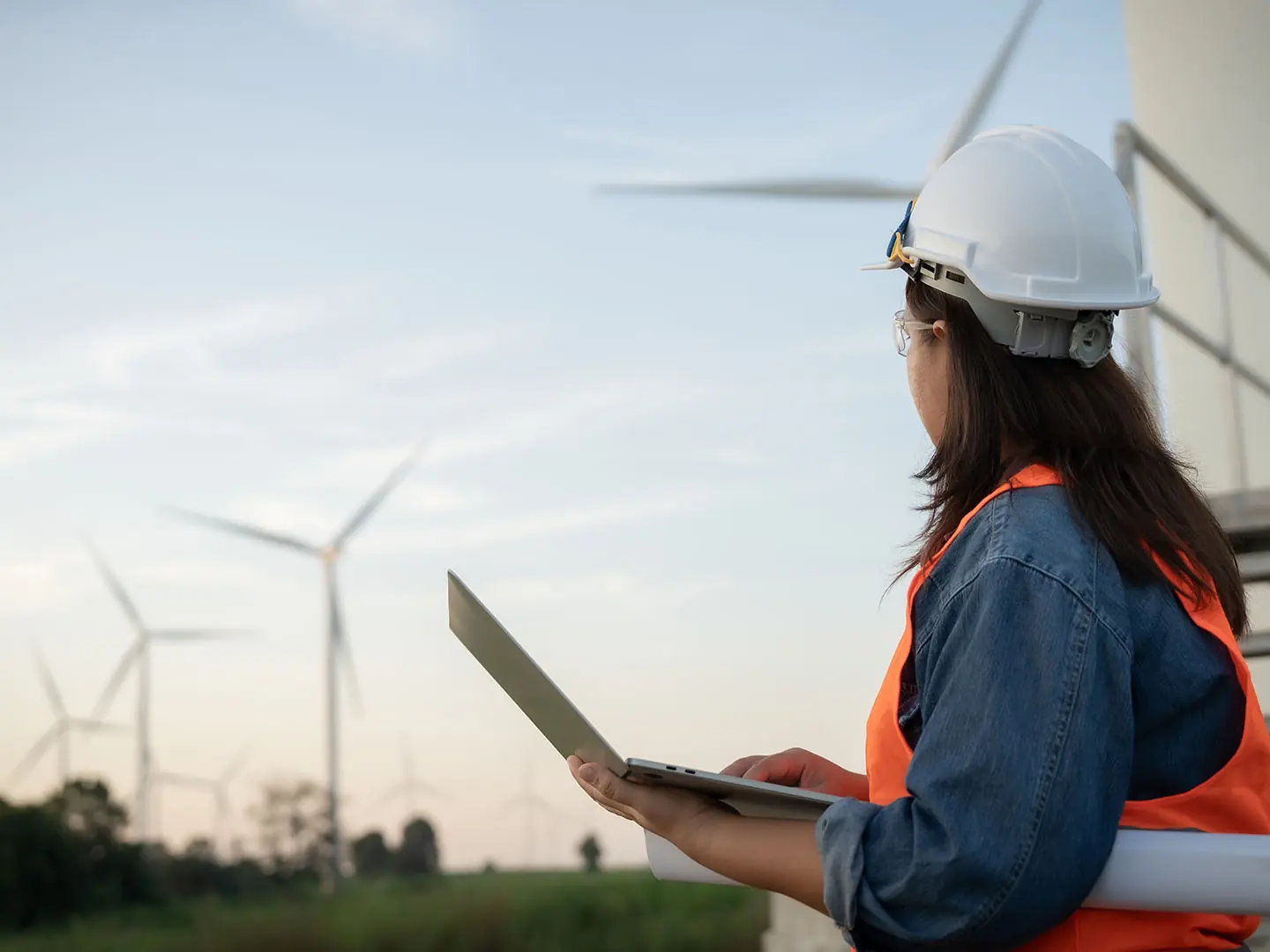 Wind Turbine Risk Management Contractor Compliance